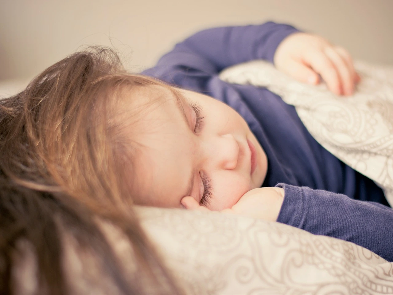 Soluții eficiente pentru somnul odihnitor al copilului tău